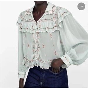 Zara Limited Edition
Embroidered Vintage Floral
Cottage Prairie Romantic Top